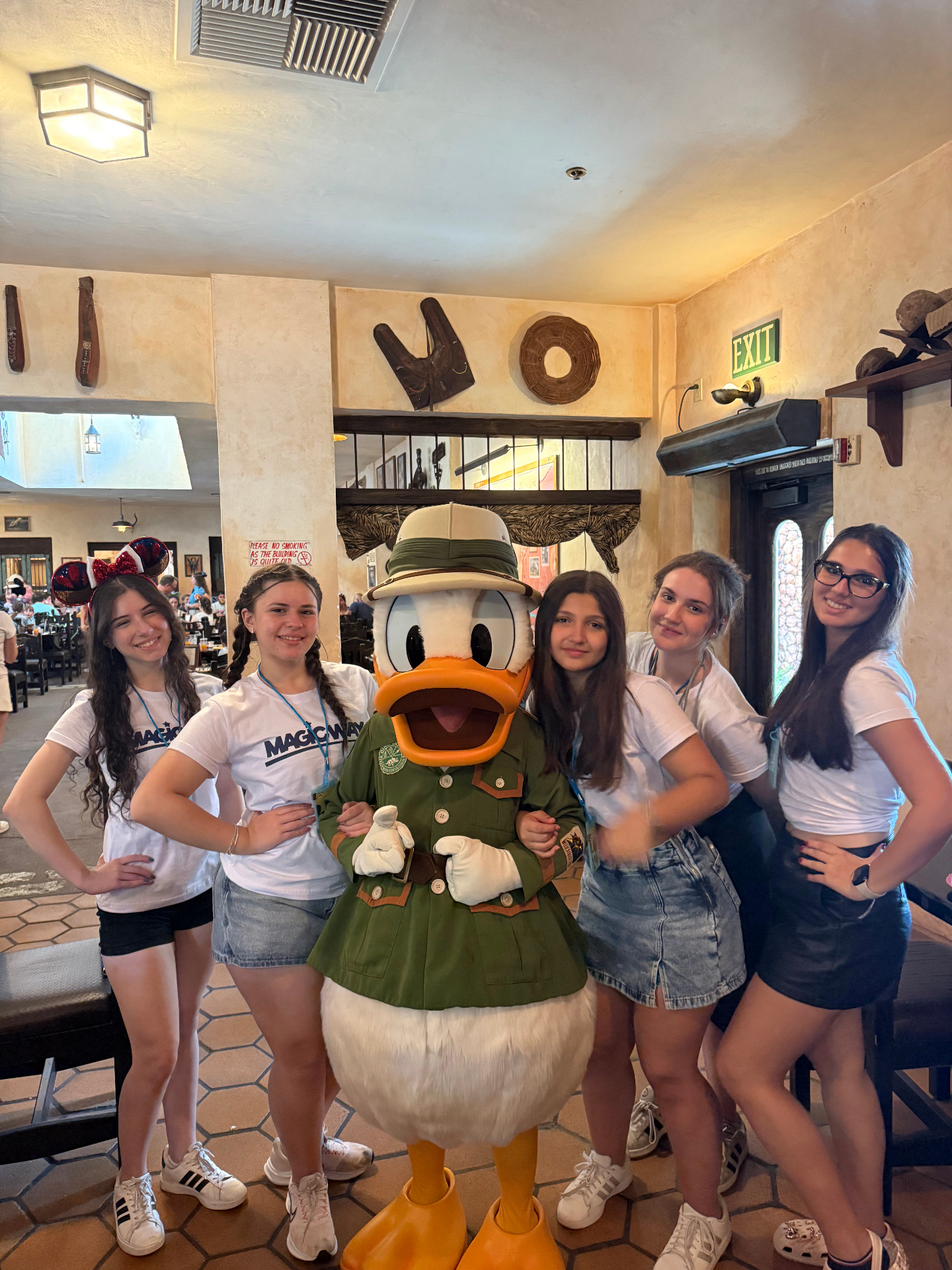 Encontro com o Pato Donald no Animal Kingdom
